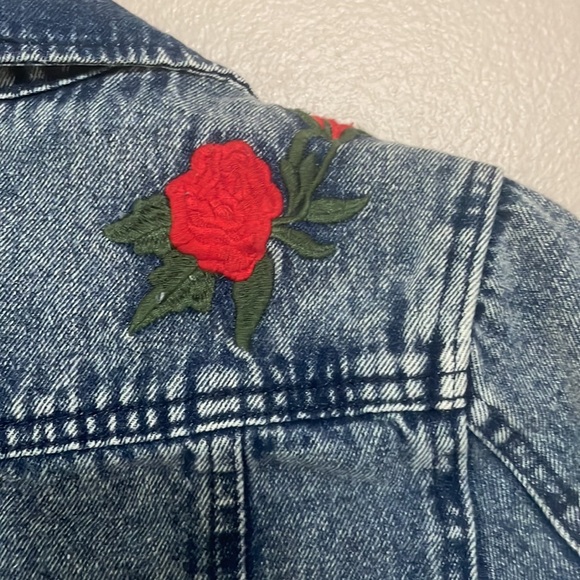 Denim Jacket with roses - Picture 4 of 4